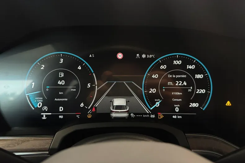 Volkswagen Touareg din 2024 cu 25.000 km - oferta VOL122812 - foto 15