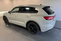 Volkswagen Touareg din 2024 cu 25.000 km - oferta VOL122812 - foto 33