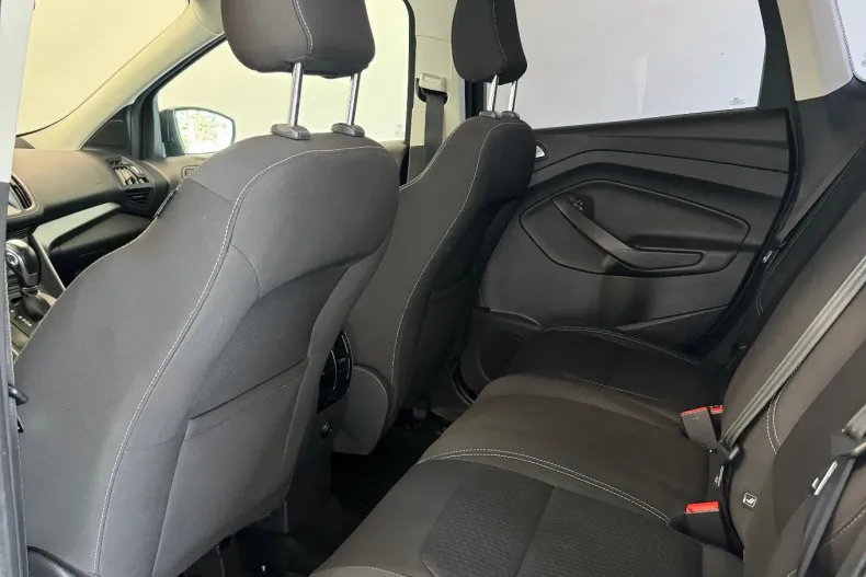 Ford Kuga din 2020 cu 124.000 km - oferta FOR122816 - foto 12