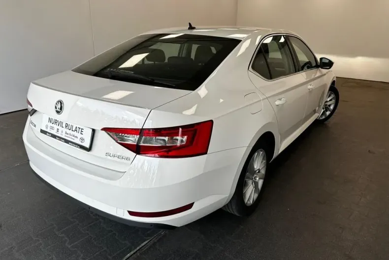 Skoda Superb din 2019 cu 141.000 km - oferta SKO122819 - foto 3