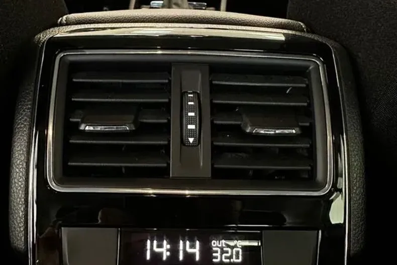 Skoda Superb din 2019 cu 141.000 km - oferta SKO122819 - foto 11