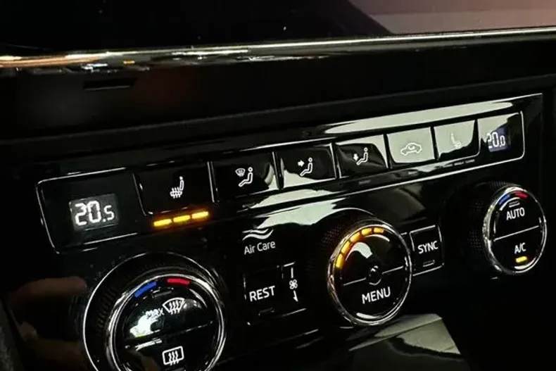 Skoda Superb din 2019 cu 141.000 km - oferta SKO122819 - foto 13