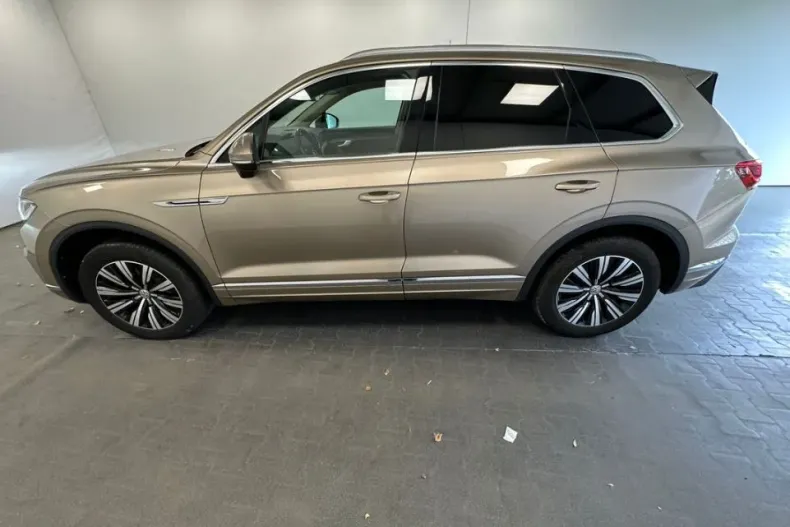 Volkswagen Touareg din 2020 cu 75.000 km - oferta VOL122820 - foto 28
