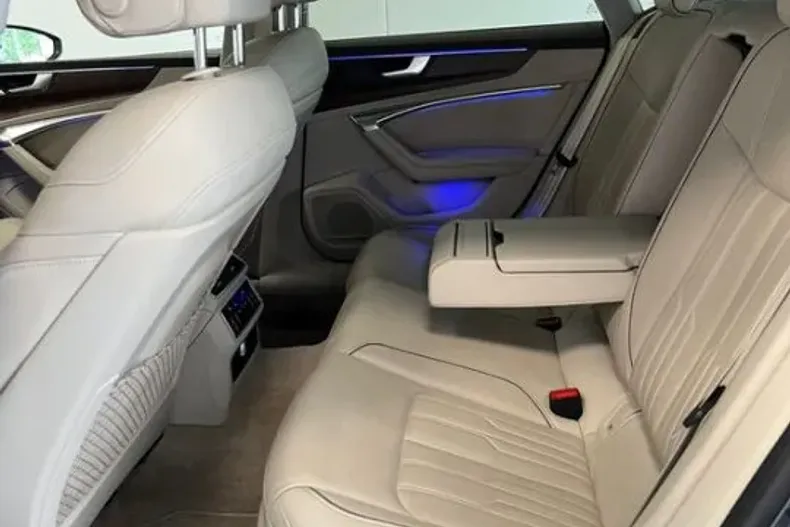 Audi A7 din 2019 cu 92.000 km - oferta AUD122823 - foto 13