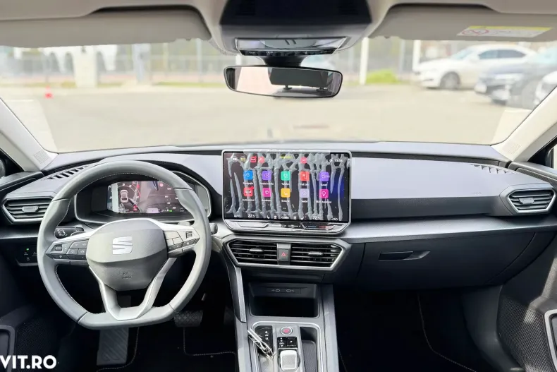 Seat Leon din 2024 cu 3.000 km - oferta SEA122834 - foto 8