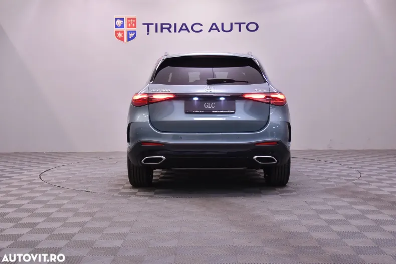 Mercedes-Benz GLC din 2024 cu 4 km - oferta MER122838 - foto 4