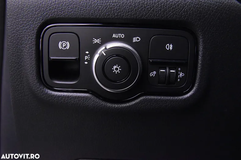 Mercedes-Benz Vito din 2024 cu 7 km - oferta MER122843 - foto 16