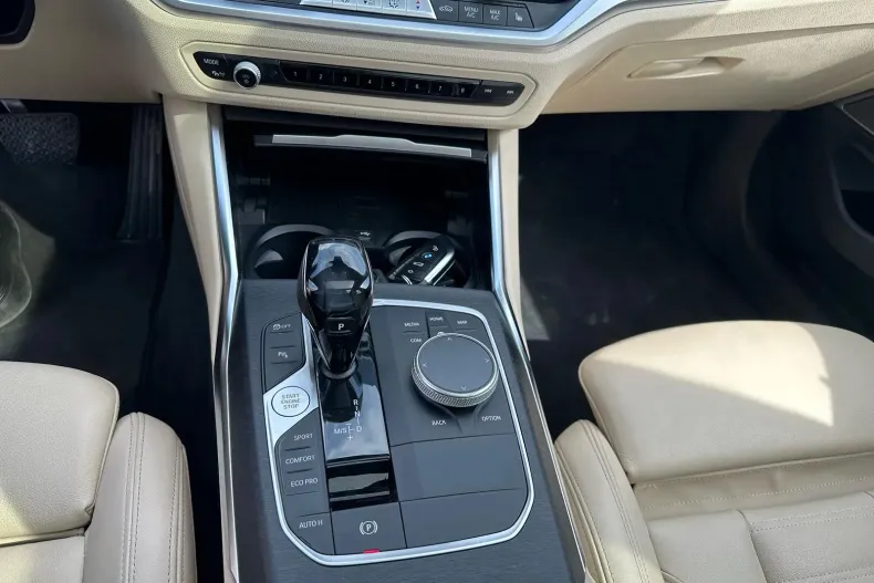 BMW Seria 3 din 2020 cu 76.419 km - oferta BMW122847 - foto 11