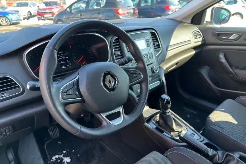 Renault Megane din 2021 cu 63.483 km - oferta REN122850 - foto 6