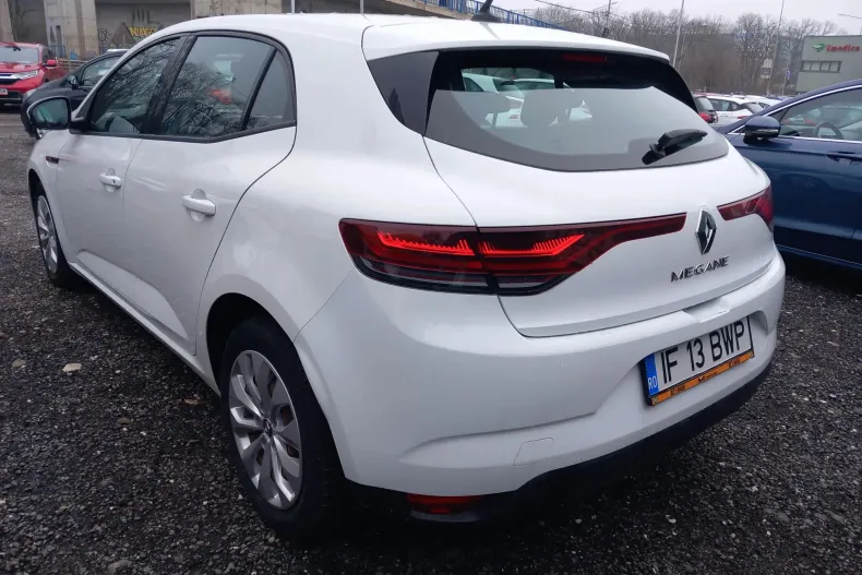 Renault Megane din 2021 cu 68.572 km - oferta REN122856 - foto 4