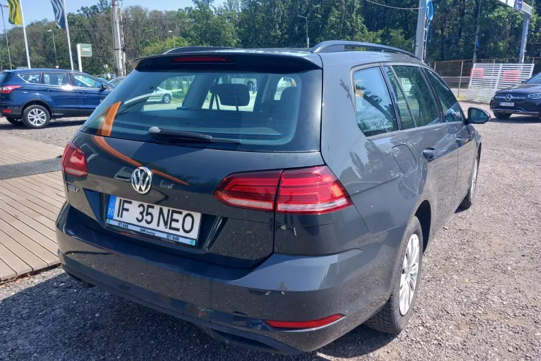 Volkswagen Golf din 2019 cu 80.652 km - oferta VOL122861 - foto 3