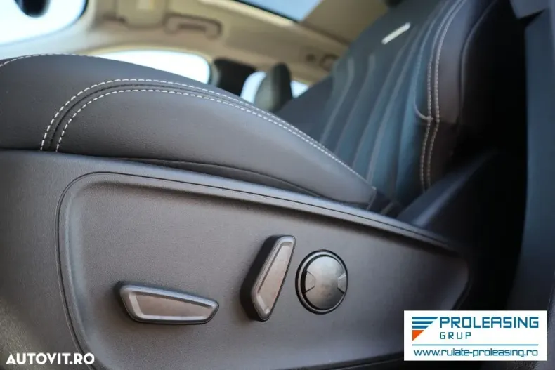 Ford Kuga din 2023 cu 12.028 km - oferta FOR122867 - foto 12