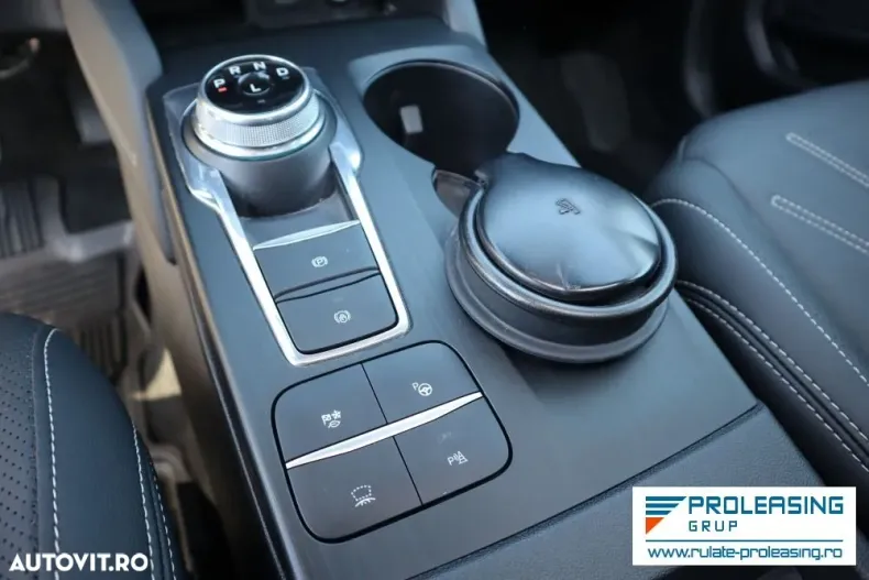 Ford Kuga din 2023 cu 12.028 km - oferta FOR122867 - foto 14