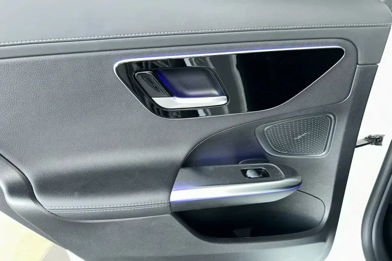 Mercedes-Benz C din 2022 cu 37.000 km - oferta MER122875 - foto 19