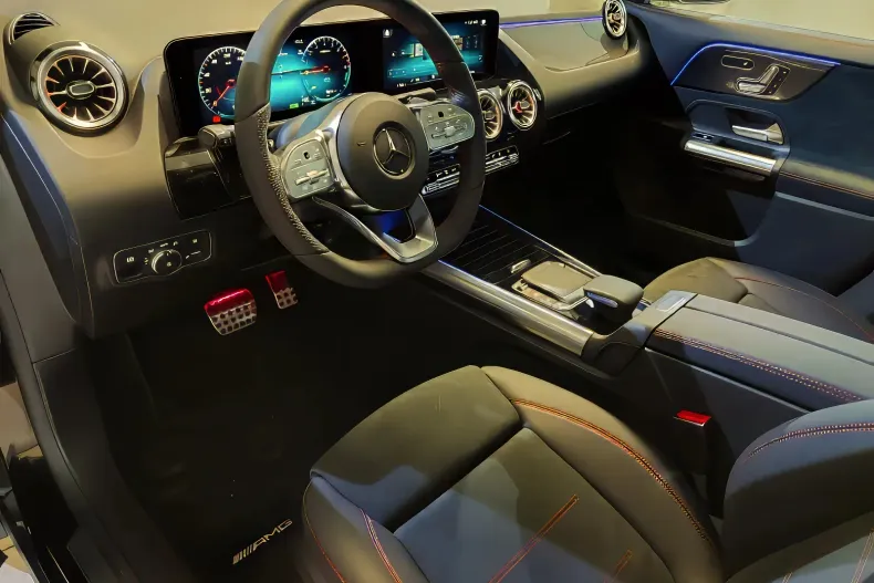 Mercedes-Benz GLA din 2022 cu 17.000 km - oferta MER122877 - foto 10