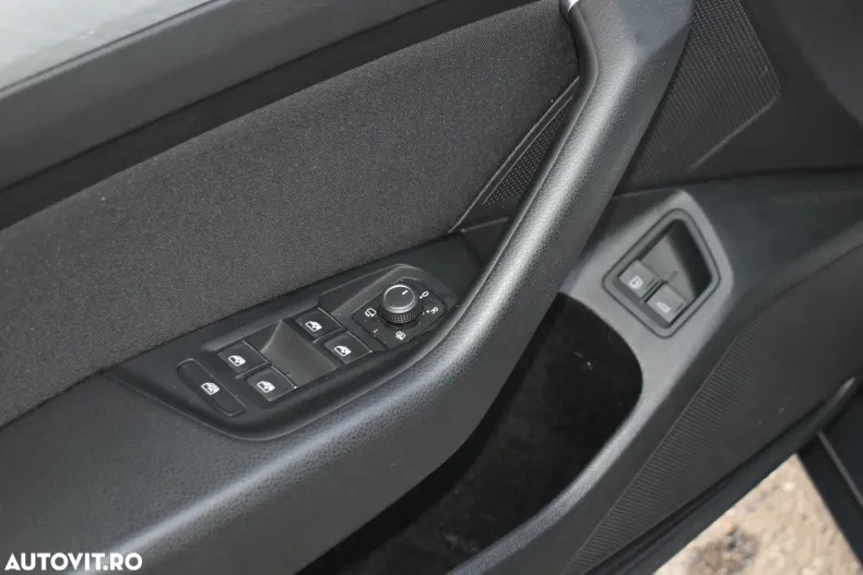 Volkswagen Passat din 2020 cu 141.004 km - oferta VOL122885 - foto 10