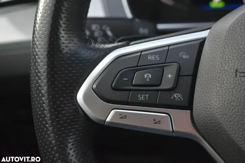 Volkswagen Passat din 2020 cu 141.004 km - oferta VOL122885 - foto 24