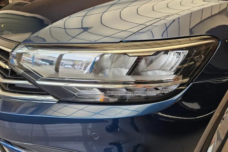 Volkswagen Passat din 2021 cu 32.000 km - oferta VOL122902 - foto 28