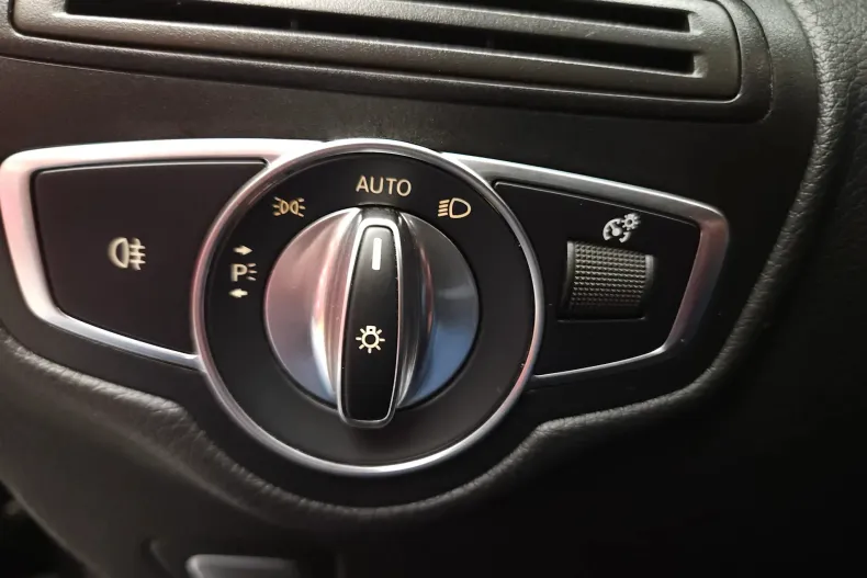 Mercedes-Benz GLC din 2022 cu 92.325 km - oferta MER122903 - foto 21