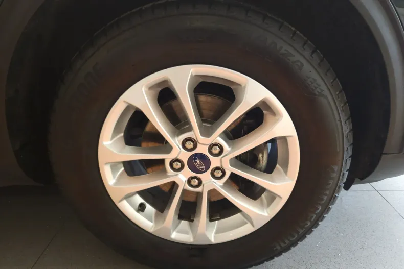 Ford Kuga din 2021 cu 93.553 km - oferta FOR122904 - foto 9