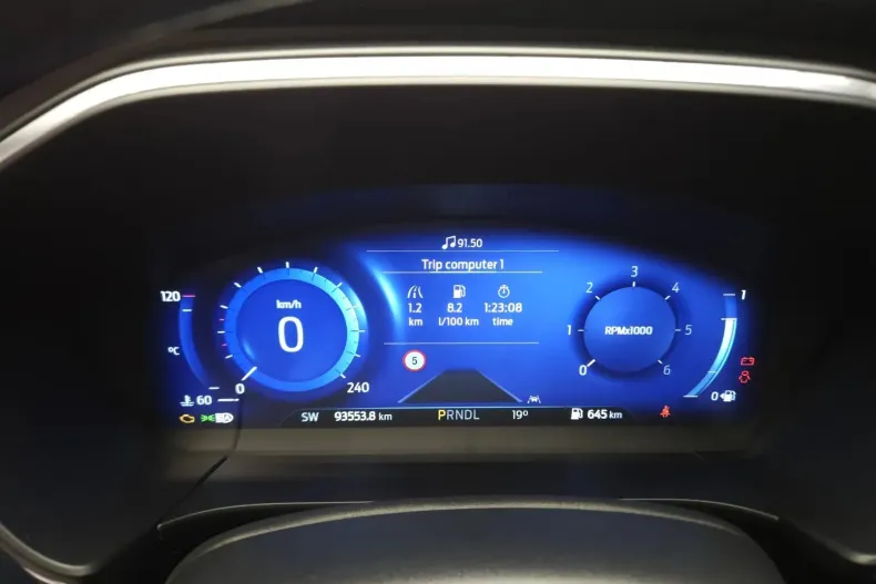 Ford Kuga din 2021 cu 93.553 km - oferta FOR122904 - foto 11