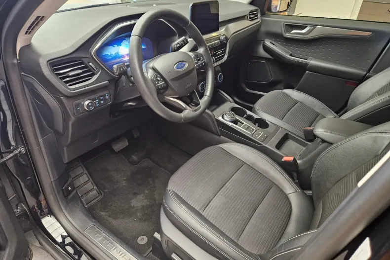 Ford Kuga din 2021 cu 93.553 km - oferta FOR122904 - foto 18