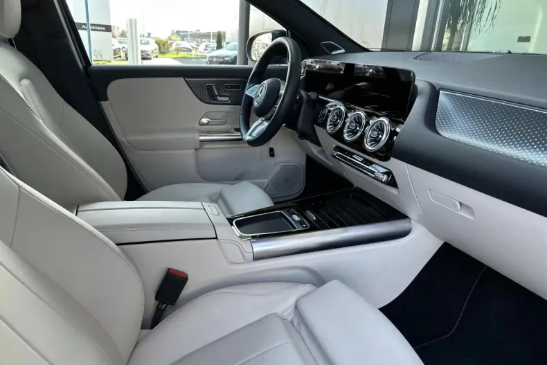 Mercedes-Benz GLA din 2024 cu 13.899 km - oferta MER122908 - foto 13