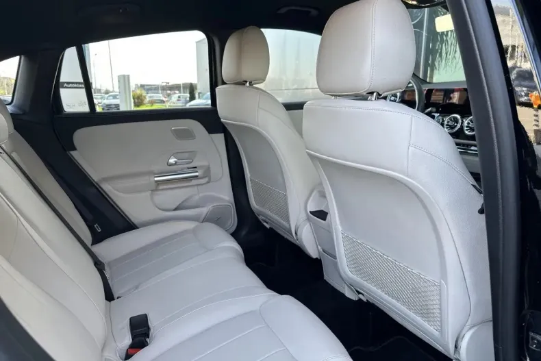 Mercedes-Benz GLA din 2024 cu 13.899 km - oferta MER122908 - foto 15