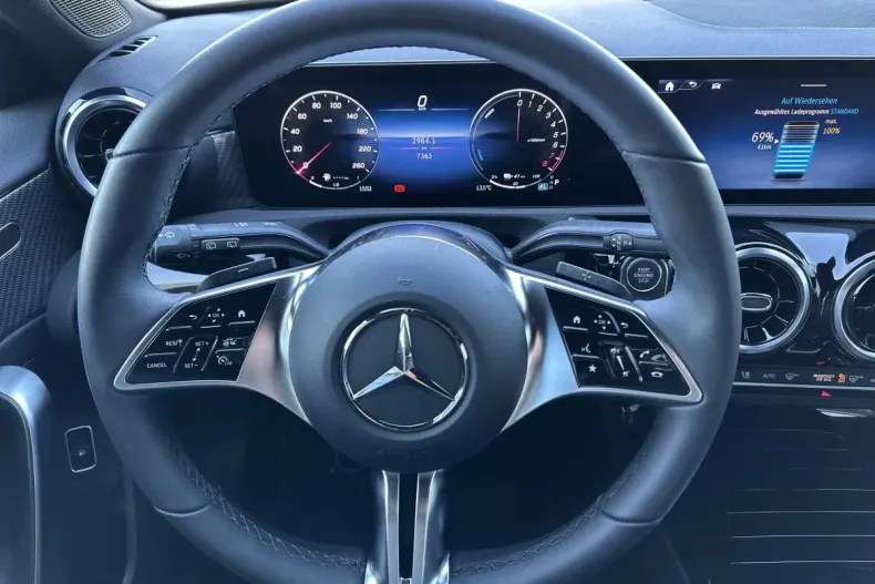 Mercedes-Benz A din 2023 cu 7.363 km - oferta MER122911 - foto 11