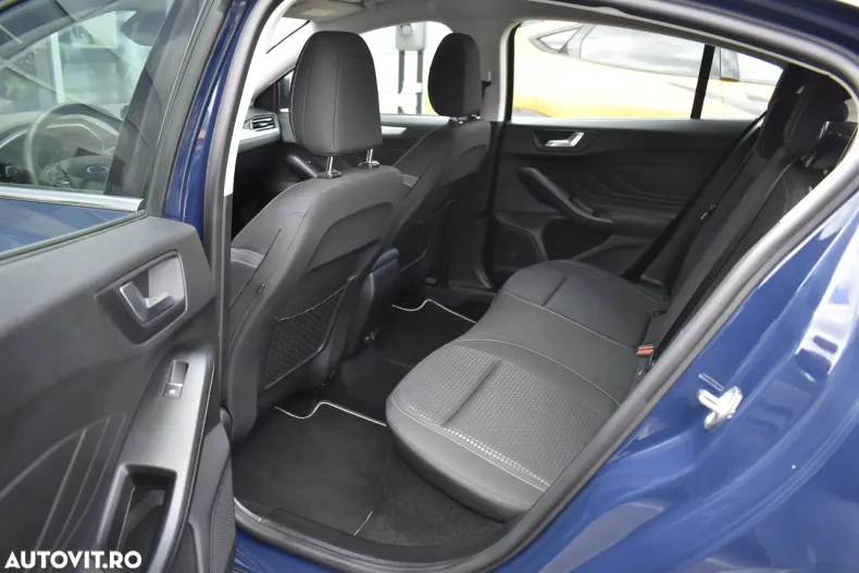 Ford Focus din 2021 cu 54.339 km - oferta FOR122920 - foto 36