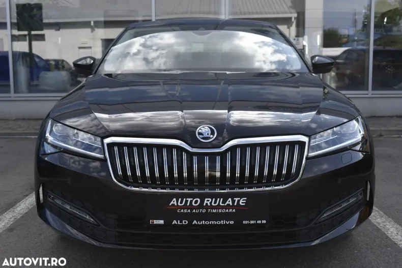 Skoda Superb din 2021 cu 65.150 km - oferta SKO122921 - foto 3