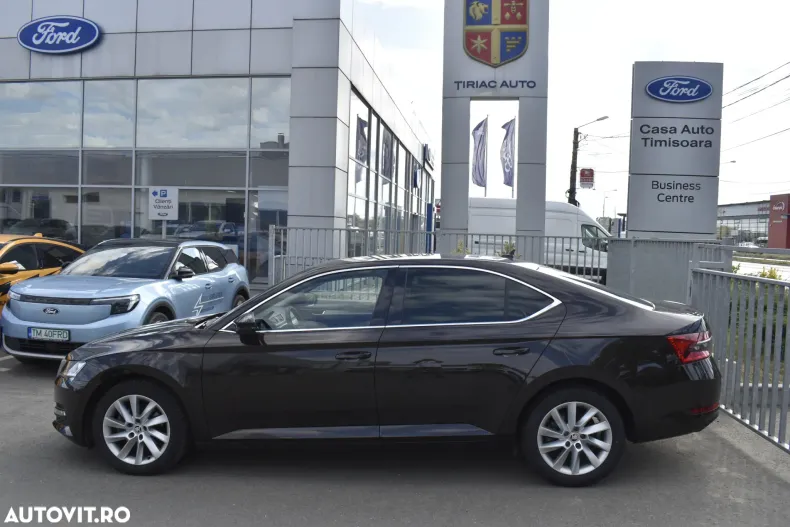 Skoda Superb din 2021 cu 65.150 km - oferta SKO122921 - foto 8