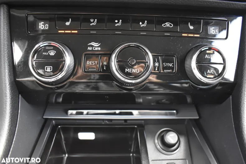 Skoda Superb din 2021 cu 65.150 km - oferta SKO122921 - foto 29