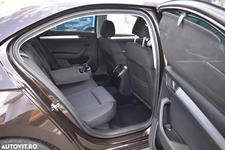 Skoda Superb din 2021 cu 65.150 km - oferta SKO122921 - foto 37
