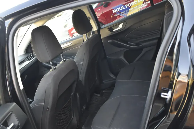 Ford Focus din 2021 cu 94.432 km - oferta FOR122923 - foto 27