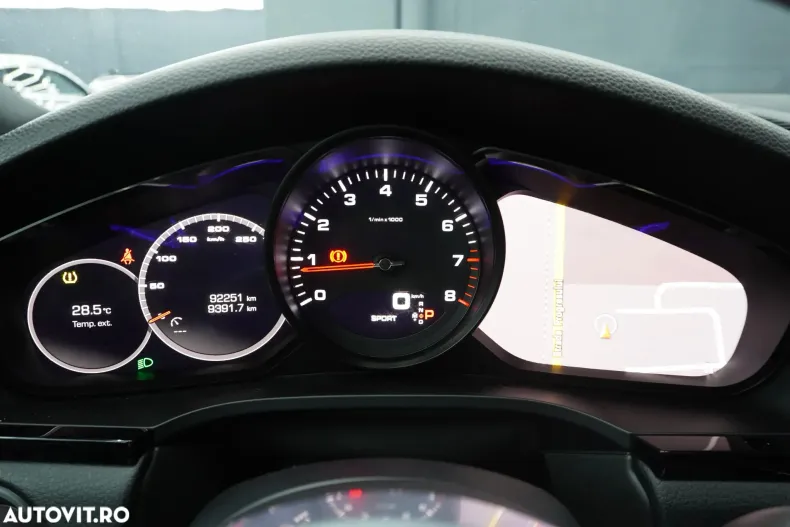 Porsche Cayenne Coupe din 2019 cu 92.251 km - oferta POR122929 - foto 11