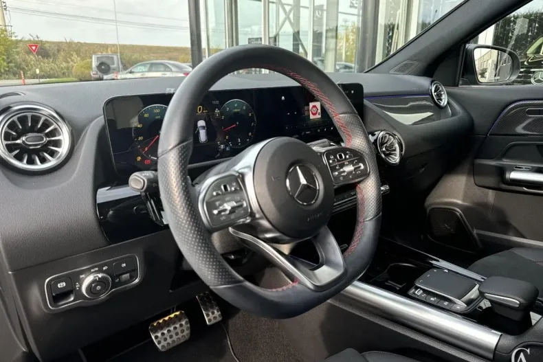Mercedes-Benz GLA din 2023 cu 20.137 km - oferta MER122937 - foto 10