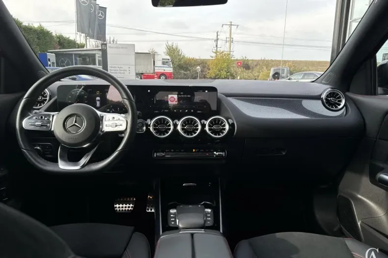 Mercedes-Benz GLA din 2023 cu 20.137 km - oferta MER122937 - foto 12