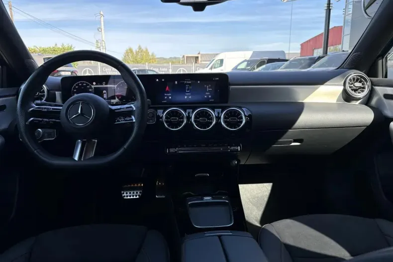 Mercedes-Benz A din 2023 cu 16.842 km - oferta MER122938 - foto 11