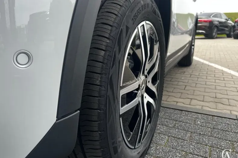 Mercedes-Benz GLA din 2023 cu 10 km - oferta MER122945 - foto 5