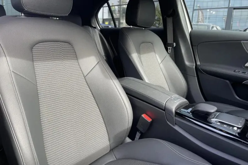 Mercedes-Benz A din 2022 cu 9.652 km - oferta MER122951 - foto 12