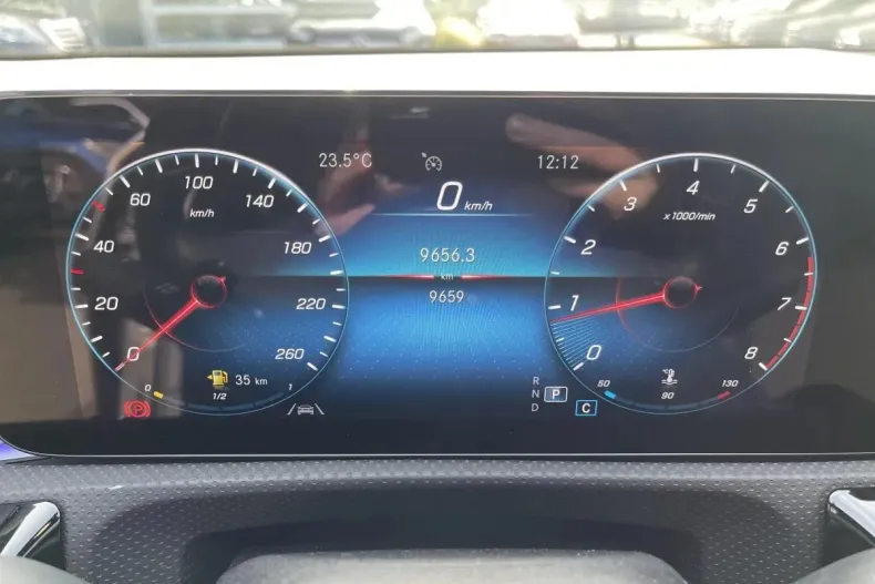 Mercedes-Benz A din 2022 cu 9.652 km - oferta MER122951 - foto 13