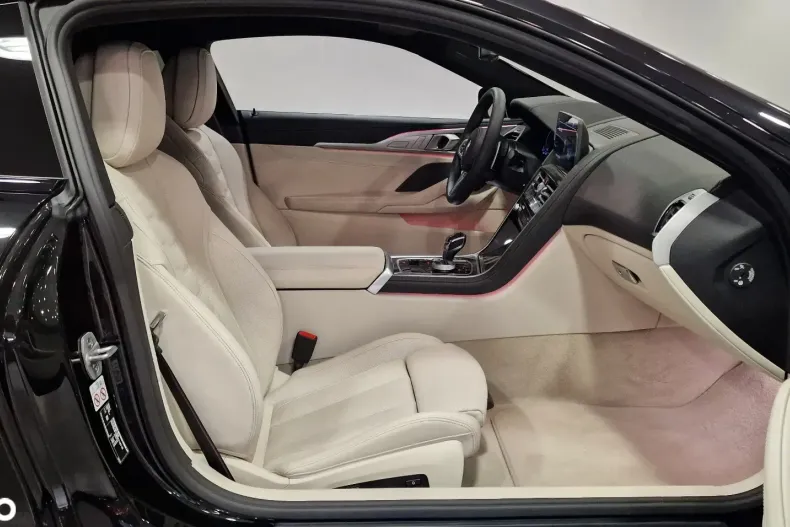 BMW Seria 8 din 2024 cu 4.000 km - oferta BMW122953 - foto 10