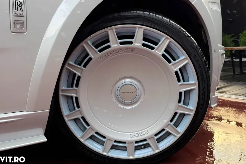 Rolls-Royce Cullinan din 2023 cu 23.500 km - oferta ROL122956 - foto 33