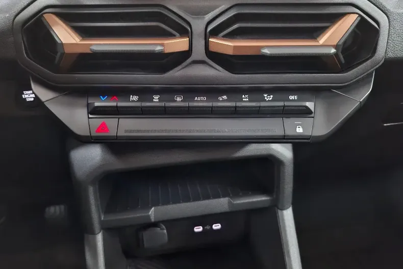 Dacia Duster din 2025 cu 54.704 km - oferta DAC122958 - foto 18