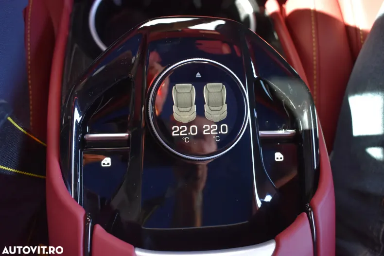 Ferrari Purosangue din 2025 cu 7.200 km - oferta FER122963 - foto 16