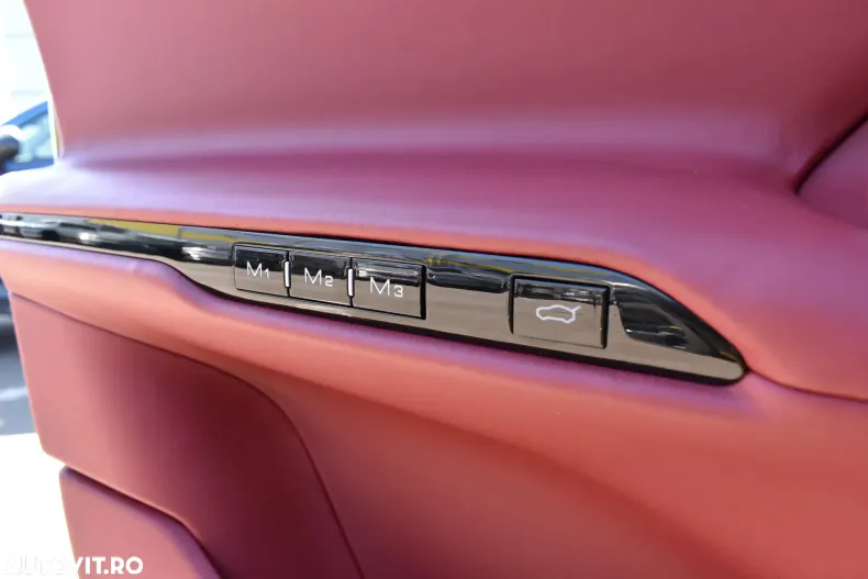 Ferrari Purosangue din 2025 cu 7.200 km - oferta FER122963 - foto 23