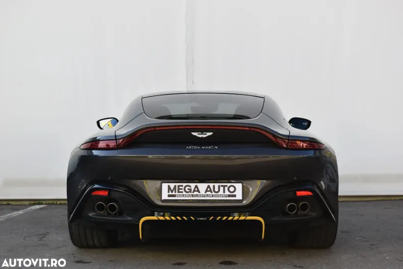 Aston Martin V8 Vantage din 2021 cu 3.100 km - oferta AST122965 - foto 5