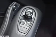 Aston Martin V8 Vantage din 2021 cu 3.100 km - oferta AST122965 - foto 18