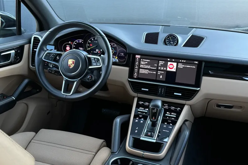 Porsche Cayenne din 2021 cu 82.000 km - oferta POR122978 - foto 13